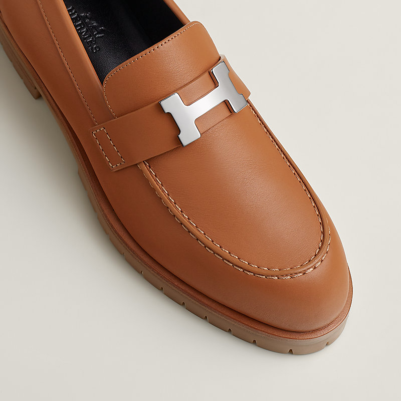 生まれのブランドで Faubourg loafer | Hermès USA 口紅